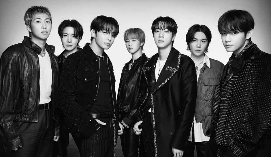 Một đêm trước concert miễn phí của BTS: Trăm nghìn người đổ bộ Gwanghwamun Một đêm trước concert miễn phí của BTS: Trăm nghìn người đổ bộ Gwanghwamun