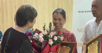 Nghệ sĩ đàn bầu Nguyễn Thị Thanh Tâm được tôn vinh