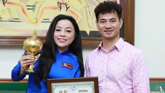 Nghệ sĩ Tố Nga đoạt cúp vàng liên hoan nghệ thuật ở Triều Tiên