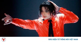 Nhạc Michael Jackson được "săn đón" nhờ hiệu ứng bộ phim tiểu sử