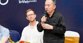 Nhạc sĩ Quốc Trung: "Mọi người 'ồ à', săn đón khi biết tôi 5 lần tổ chức cho Dàn nhạc Giao hưởng London"