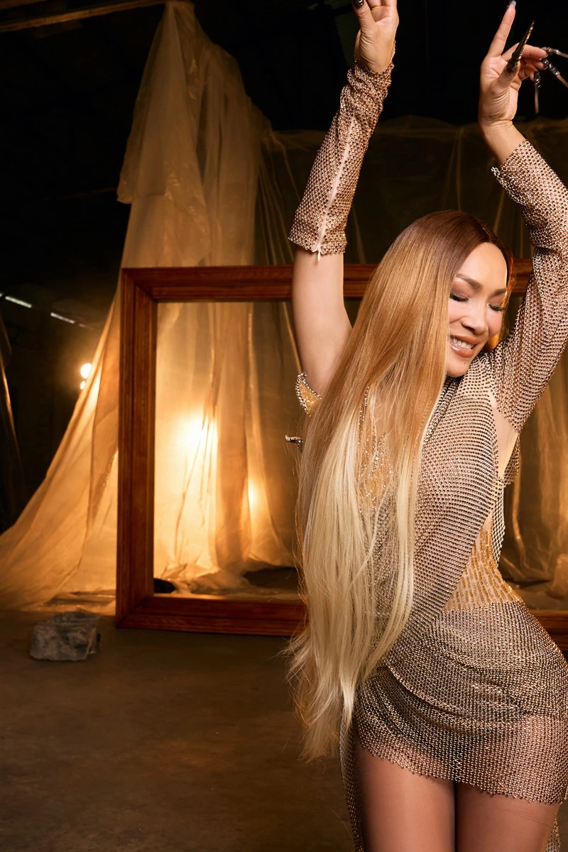 Nỗi day dứt của nữ ca sĩ Việt nổi tiếng đang sống ở Mỹ, là mẹ của 3 con Nỗi day dứt của nữ ca sĩ Việt nổi tiếng đang sống ở Mỹ, là mẹ của 3 con