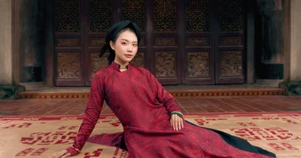 Phương Mỹ Chi thử sức với hát xoan, mời các nghệ nhân cố vấn