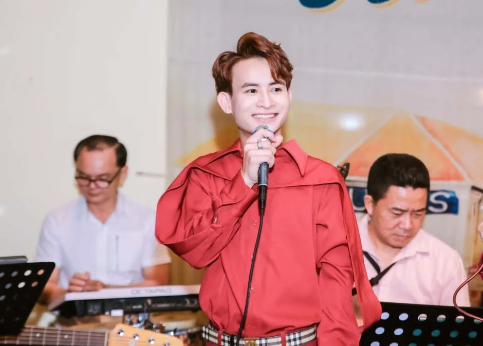 Quán quân "Tuyệt đỉnh song ca nhí" tái xuất với đêm nhạc riêng Quán quân "Tuyệt đỉnh song ca nhí" tái xuất với đêm nhạc riêng