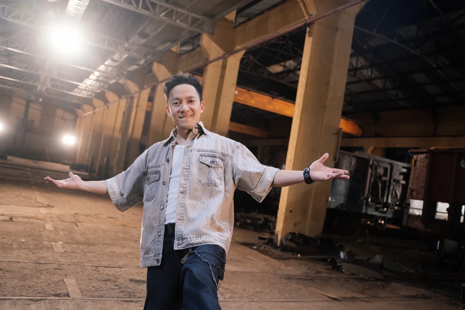 Rapper Tiến Đạt: "Tôi không còn tìm kiếm những điều lớn lao trong tình yêu" Rapper Tiến Đạt: "Tôi không còn tìm kiếm những điều lớn lao trong tình yêu"