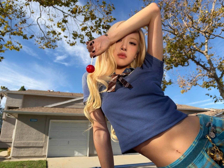 Rosé (BlackPink) bị chê Rosé (BlackPink) bị chê