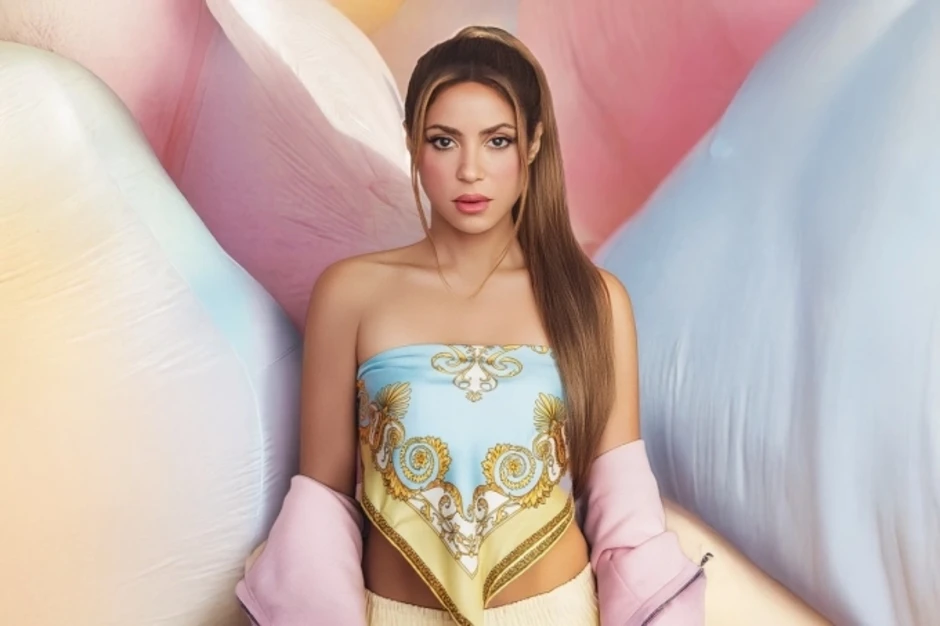 Shakira hô tên Ronaldo, Messi trong ca khúc cổ vũ World Cup - Báo TinVina Shakira hô tên Ronaldo, Messi trong ca khúc cổ vũ World Cup - Báo TinVina