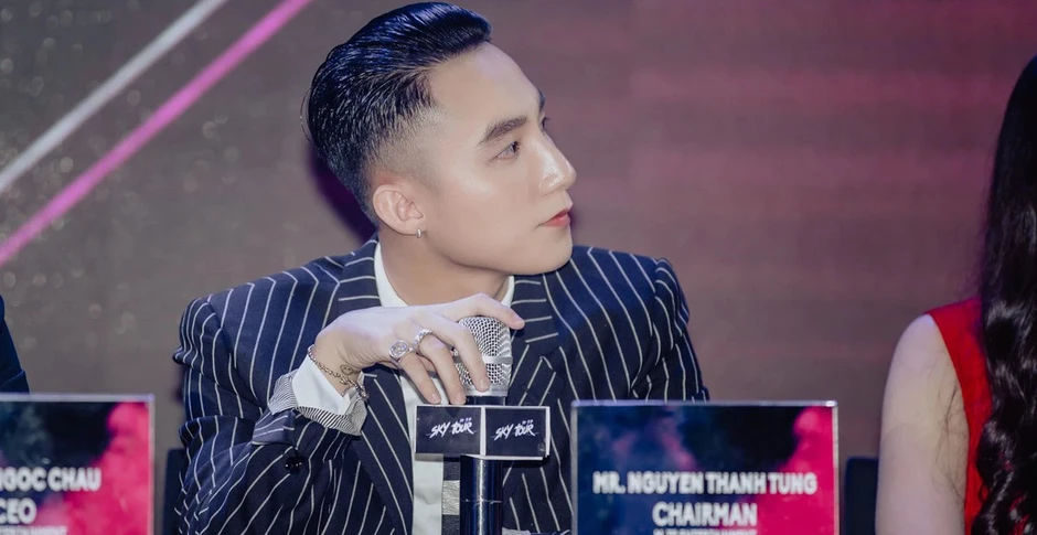Sơn Tùng M-TP tự hào vì BTS và giấc mơ đem nhạc Việt ra thế giới Sơn Tùng M-TP tự hào vì BTS và giấc mơ đem nhạc Việt ra thế giới
