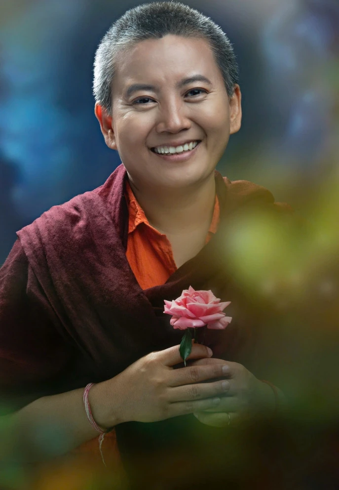 Sư cô Ani Choying Drolma, người hát thiền ca huyền thoại ấn tượng với Yên Tử Sư cô Ani Choying Drolma, người hát thiền ca huyền thoại ấn tượng với Yên Tử