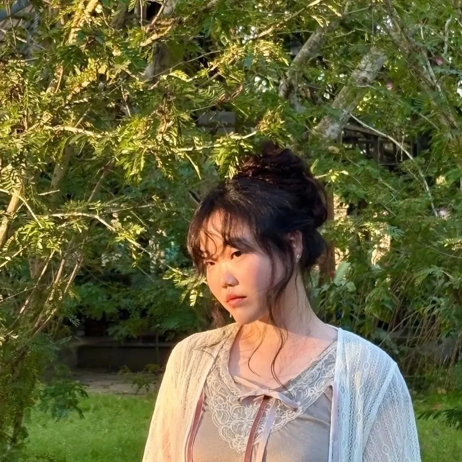 Suhyun (AKMU) “lột xác” hậu giảm 30kg, hễ ra nhạc là nắm trọn top 1 cả nước Suhyun (AKMU) “lột xác” hậu giảm 30kg, hễ ra nhạc là nắm trọn top 1 cả nước