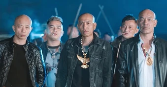 'Tàn dư' từ Phú Lê, Huấn Hoa Hồng