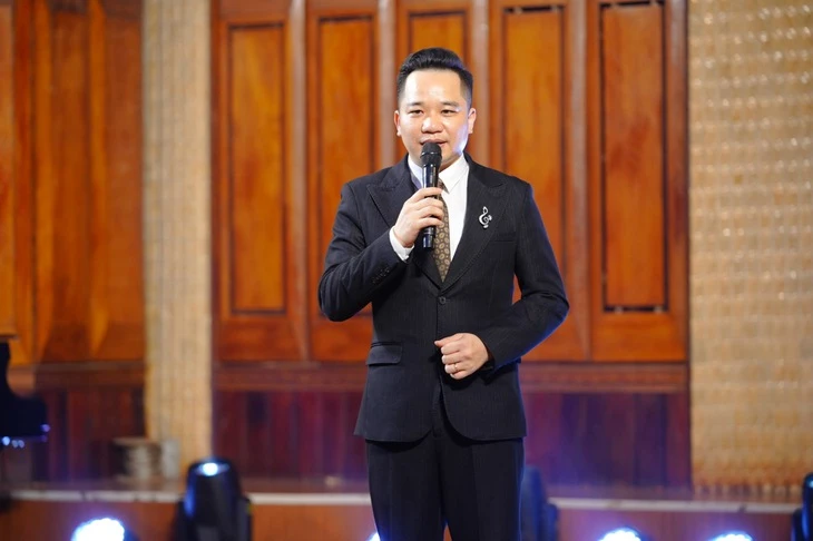 Thi giọng hát trẻ toàn quốc yêu cầu hát mộc để tạo công bằng cho các thí sinh Thi giọng hát trẻ toàn quốc yêu cầu hát mộc để tạo công bằng cho các thí sinh