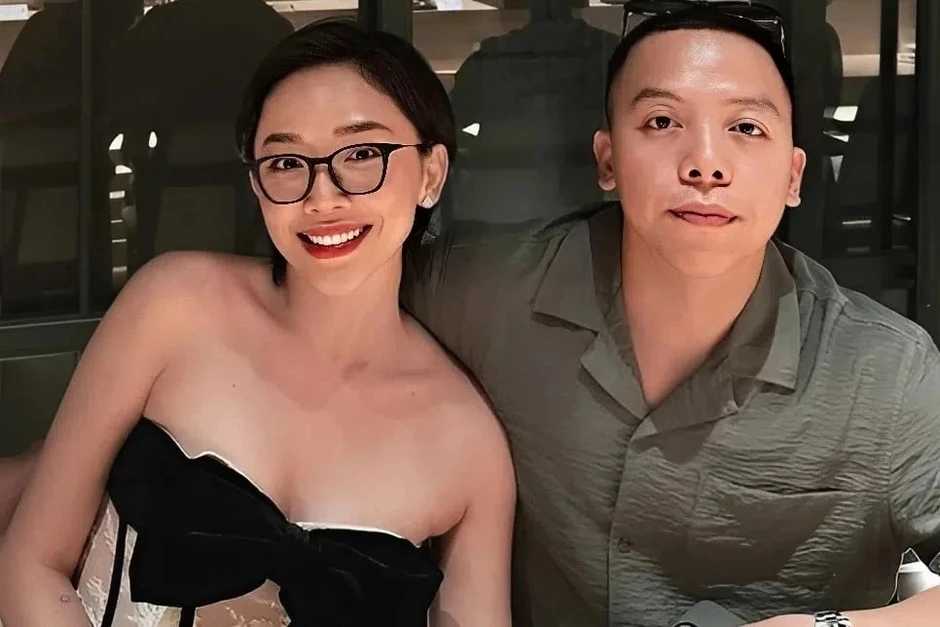 Tóc Tiên từng viết đoạn kết mới: "Nguyện cầu cho anh luôn mang điều lành...luôn được yêu thương thật lòng như anh mơ" Tóc Tiên từng viết đoạn kết mới: "Nguyện cầu cho anh luôn mang điều lành...luôn được yêu thương thật lòng như anh mơ"