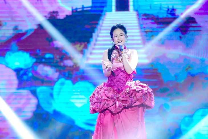 Trân Oanh - Thủy Tiên đăng quang Tỏa sáng sao đôi 2026 Trân Oanh - Thủy Tiên đăng quang Tỏa sáng sao đôi 2026