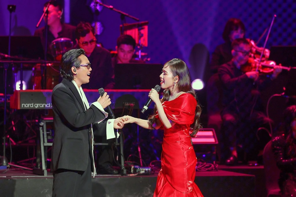 Tú Dưa, Lệ Quyên tiết lộ điều không ngờ trong concert ‘Bản ghi nhớ’ Tú Dưa, Lệ Quyên tiết lộ điều không ngờ trong concert ‘Bản ghi nhớ’