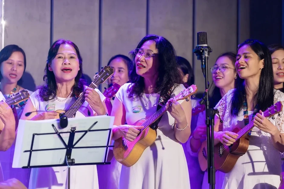 Từ thang âm Ngũ Cung, album “Nâng niu” là khúc hát yêu thương về gia đình và tuổi thơ Từ thang âm Ngũ Cung, album “Nâng niu” là khúc hát yêu thương về gia đình và tuổi thơ