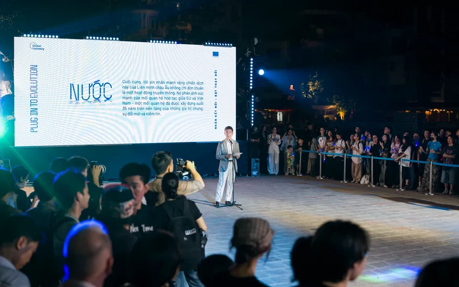 Từ vũ đạo “Nước”, EU và giới trẻ Việt Nam lan tỏa thông điệp xanh Từ vũ đạo “Nước”, EU và giới trẻ Việt Nam lan tỏa thông điệp xanh