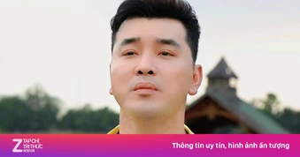 Ưng Hoàng Phúc bẽ bàng