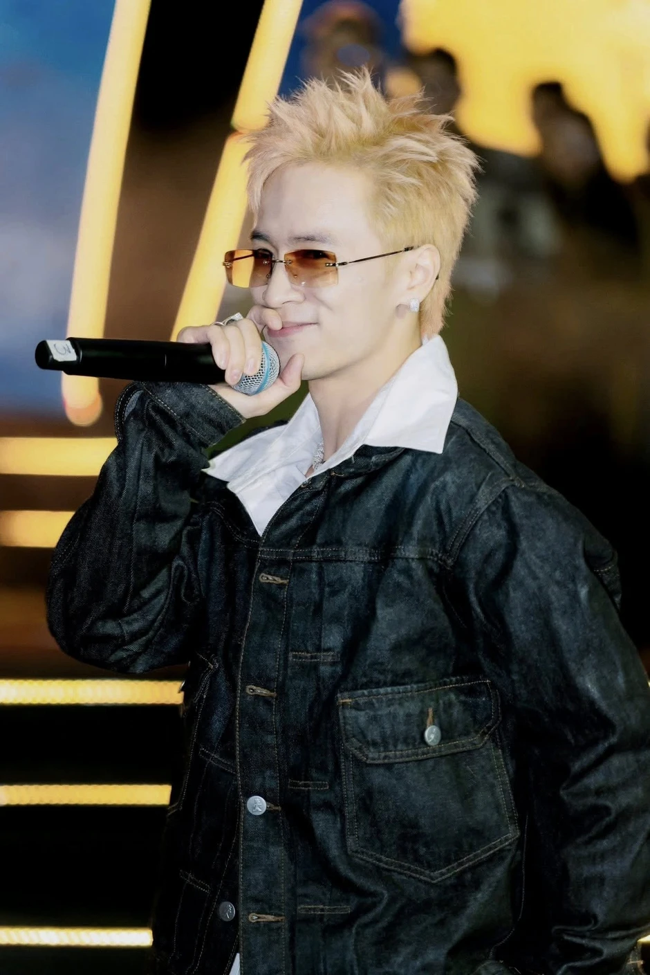 Việt Nam có 1 ca khúc nổi tiếng toàn cầu đạt tỷ lượt xem, khiến G-DRAGON và BTS nhún nhảy theo Việt Nam có 1 ca khúc nổi tiếng toàn cầu đạt tỷ lượt xem, khiến G-DRAGON và BTS nhún nhảy theo