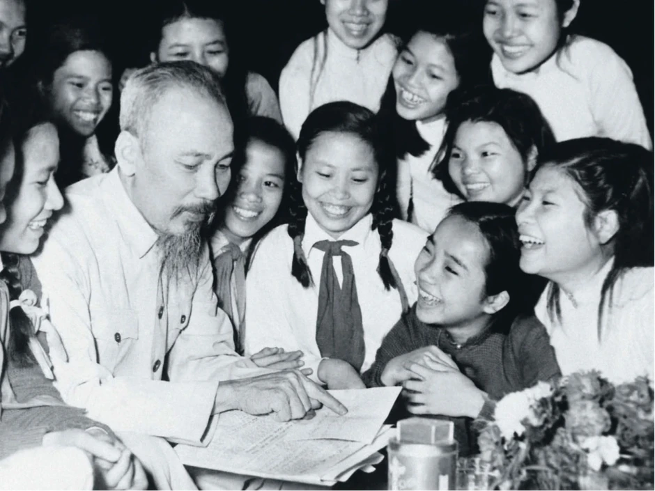 Xúc động câu chuyện phía sau ca khúc “Lời Bác dặn trước lúc đi xa” Xúc động câu chuyện phía sau ca khúc “Lời Bác dặn trước lúc đi xa”