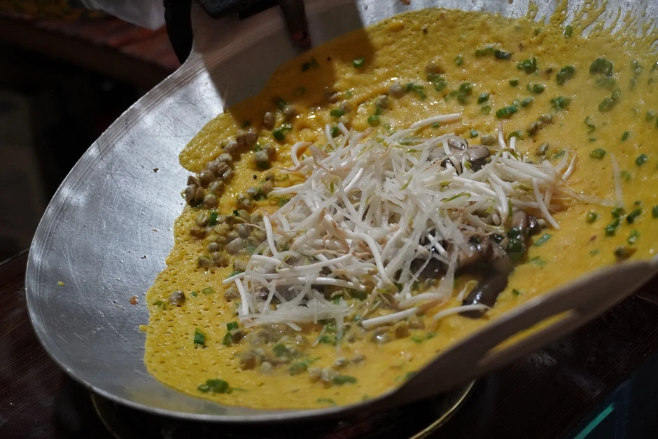 Bánh khọt ốc đắng miền Tây: Món ăn nghe lạ nhưng khiến nhiều du khách nhớ mãi Bánh khọt ốc đắng miền Tây: Món ăn nghe lạ nhưng khiến nhiều du khách nhớ mãi