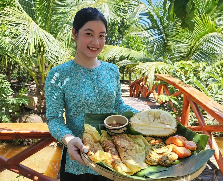 Bánh khọt ốc đắng miền Tây: Món ăn nghe lạ nhưng khiến nhiều du khách nhớ mãi Bánh khọt ốc đắng miền Tây: Món ăn nghe lạ nhưng khiến nhiều du khách nhớ mãi