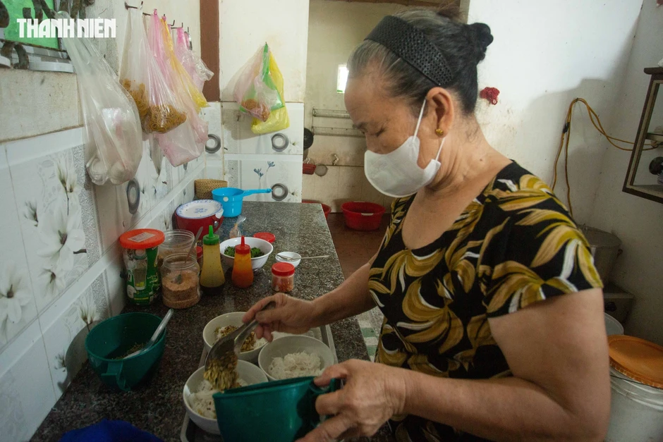 Bún hến Mai Xá: Món ngon Quảng Trị nổi tiếng vì cách trộn khác lạ Bún hến Mai Xá: Món ngon Quảng Trị nổi tiếng vì cách trộn khác lạ