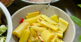 Cách muối măng ớt ngon, giòn cay, không bị nổi váng tại nhà