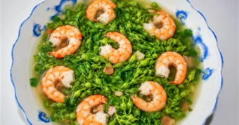 Canh hoa thiên lý dịu mát ngày hè