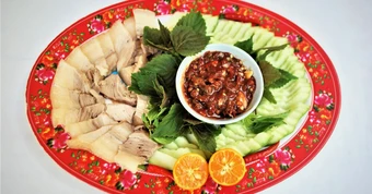 Dưa gang đầm phá quả to, xắt ra mà chấm mắm rò Thuận An
