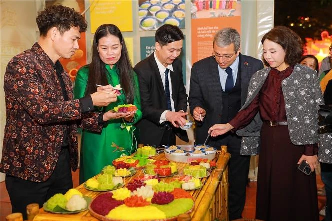 Lễ hội Văn hóa ẩm thực Hà Nội 2025: Kết nối di sản với sáng tạo Lễ hội Văn hóa ẩm thực Hà Nội 2025: Kết nối di sản với sáng tạo