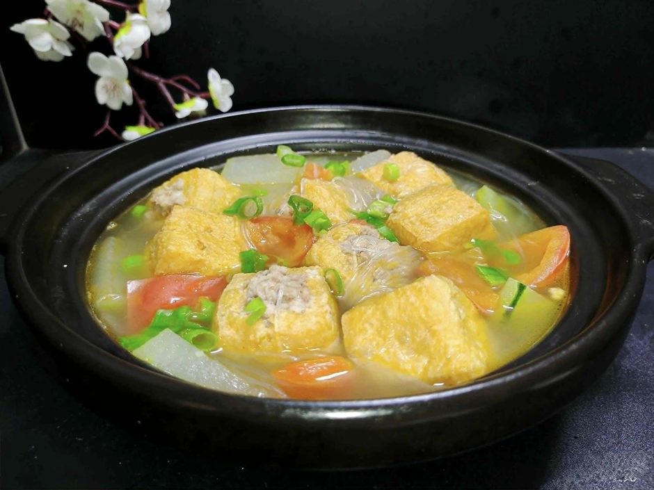 Món ăn này rất ngon, chỉ cần nấu một nồi toàn nguyên liệu đơn giản thôi là đủ khiến cả nhà "ăn tì tì" Món ăn này rất ngon, chỉ cần nấu một nồi toàn nguyên liệu đơn giản thôi là đủ khiến cả nhà "ăn tì tì"