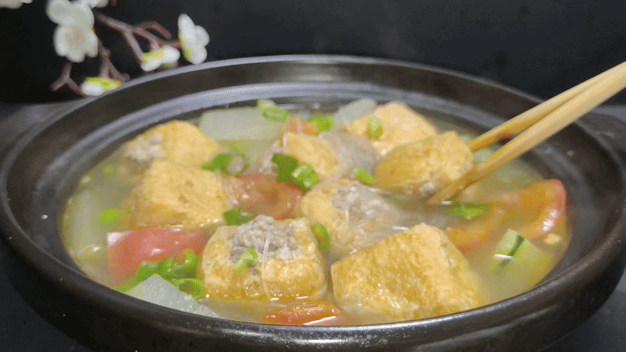 Món ăn này rất ngon, chỉ cần nấu một nồi toàn nguyên liệu đơn giản thôi là đủ khiến cả nhà "ăn tì tì" Món ăn này rất ngon, chỉ cần nấu một nồi toàn nguyên liệu đơn giản thôi là đủ khiến cả nhà "ăn tì tì"