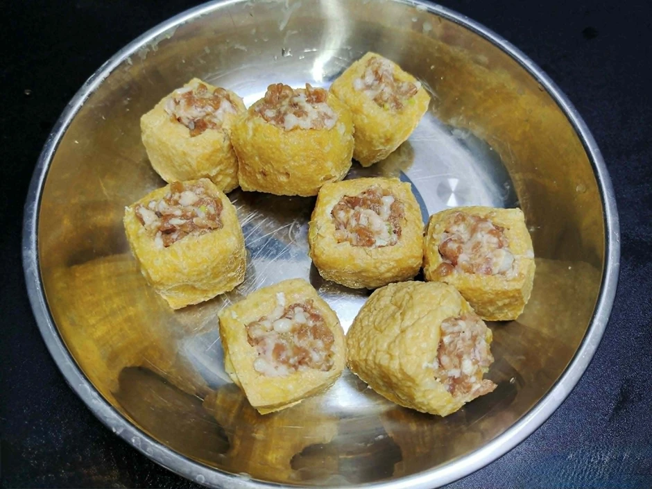 Món ăn này rất ngon, chỉ cần nấu một nồi toàn nguyên liệu đơn giản thôi là đủ khiến cả nhà "ăn tì tì" Món ăn này rất ngon, chỉ cần nấu một nồi toàn nguyên liệu đơn giản thôi là đủ khiến cả nhà "ăn tì tì"