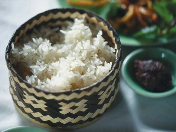 Món ngon ngày mưa: Gà nướng mắc mật, xôi dẻo và rau củ nướng hấp dẫn Món ngon ngày mưa: Gà nướng mắc mật, xôi dẻo và rau củ nướng hấp dẫn