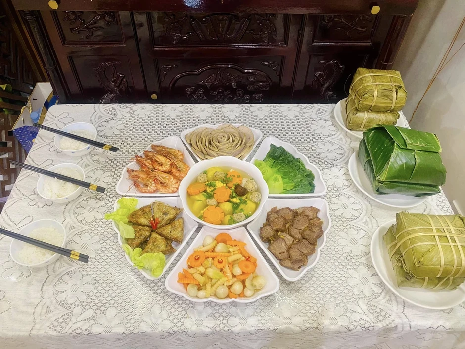 Tết Nguyên đán: Mâm cúng tất niên gồm những gì, bày biện sao cho đẹp mắt? Tết Nguyên đán: Mâm cúng tất niên gồm những gì, bày biện sao cho đẹp mắt?