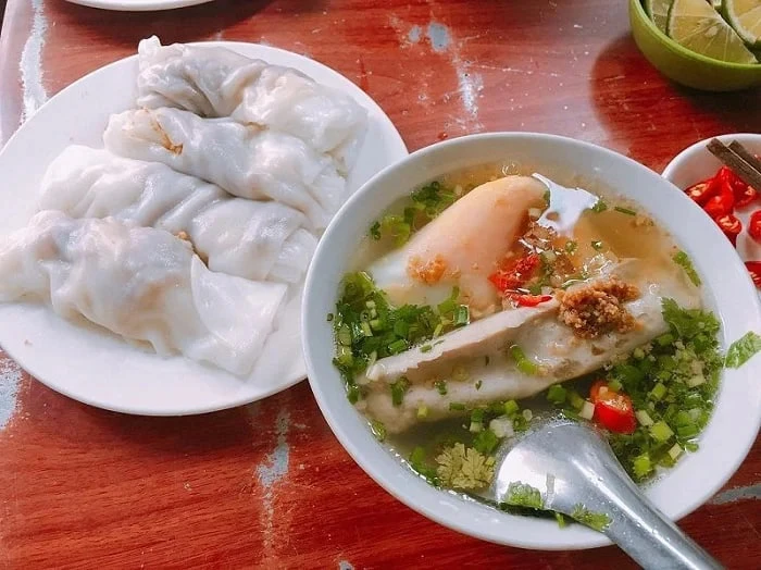 Việt Nam có loại bánh cuốn cầm tay không dính, nhà có điều kiện mới được ăn Việt Nam có loại bánh cuốn cầm tay không dính, nhà có điều kiện mới được ăn