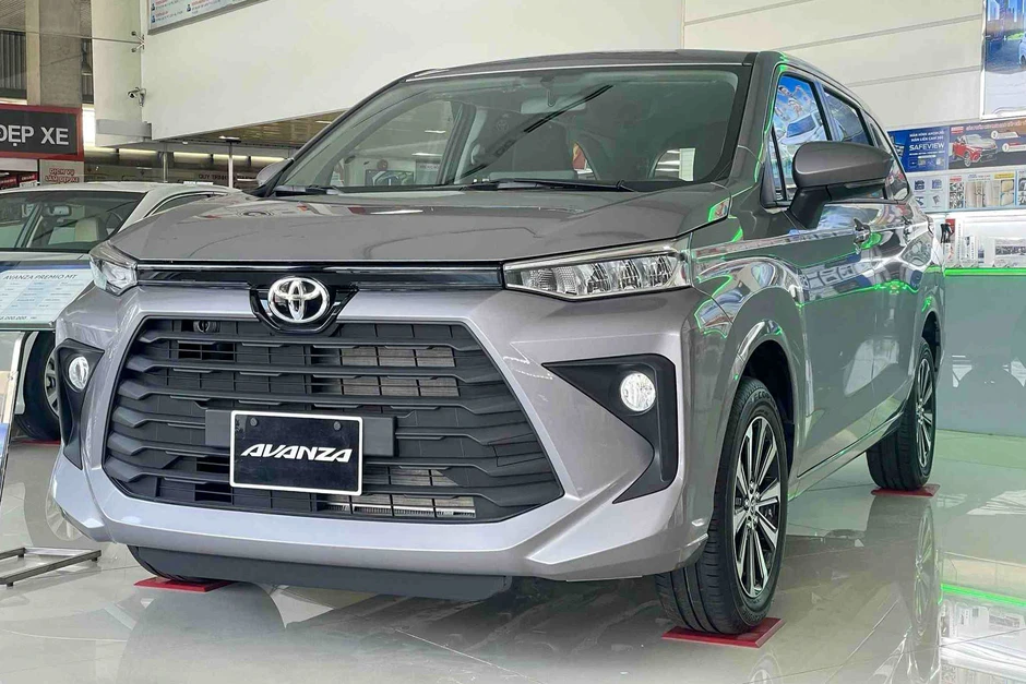 Chuyển sang nhập khẩu, giá xe số sàn Mitsubishi Xpander MT đắt hơn Toyota Avanza Chuyển sang nhập khẩu, giá xe số sàn Mitsubishi Xpander MT đắt hơn Toyota Avanza