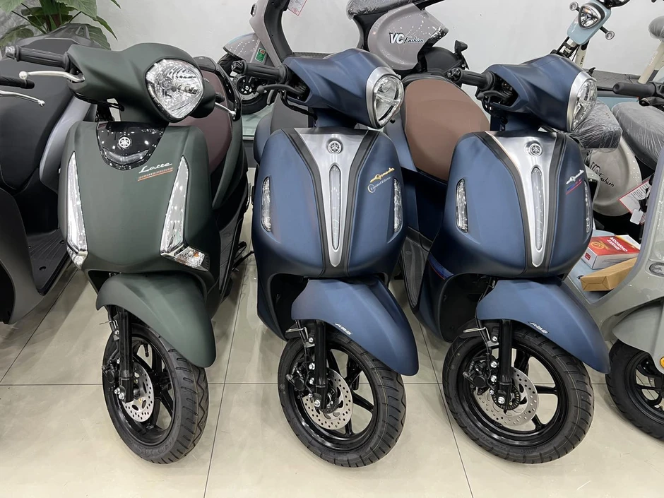 Giá xe máy đầu tháng 5, xe côn tay 'hot' khan hàng chênh cao tại đại lý Giá xe máy đầu tháng 5, xe côn tay 'hot' khan hàng chênh cao tại đại lý