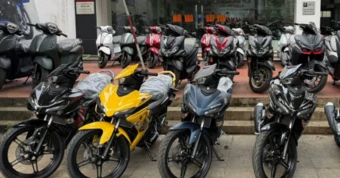 Giá xe máy đầu tháng 5, xe côn tay 'hot' khan hàng chênh cao tại đại lý