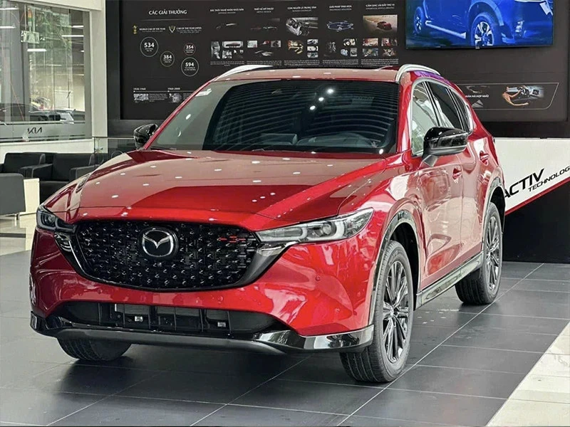 Loạt xe gầm cao cỡ C đang giảm giá 'kịch sàn', nhiều phiên bản rẻ hơn cả xe cỡ B Loạt xe gầm cao cỡ C đang giảm giá 'kịch sàn', nhiều phiên bản rẻ hơn cả xe cỡ B