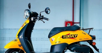 Loạt xe máy 50cc nhập khẩu giá đắt đỏ dành cho 'con nhà giàu'