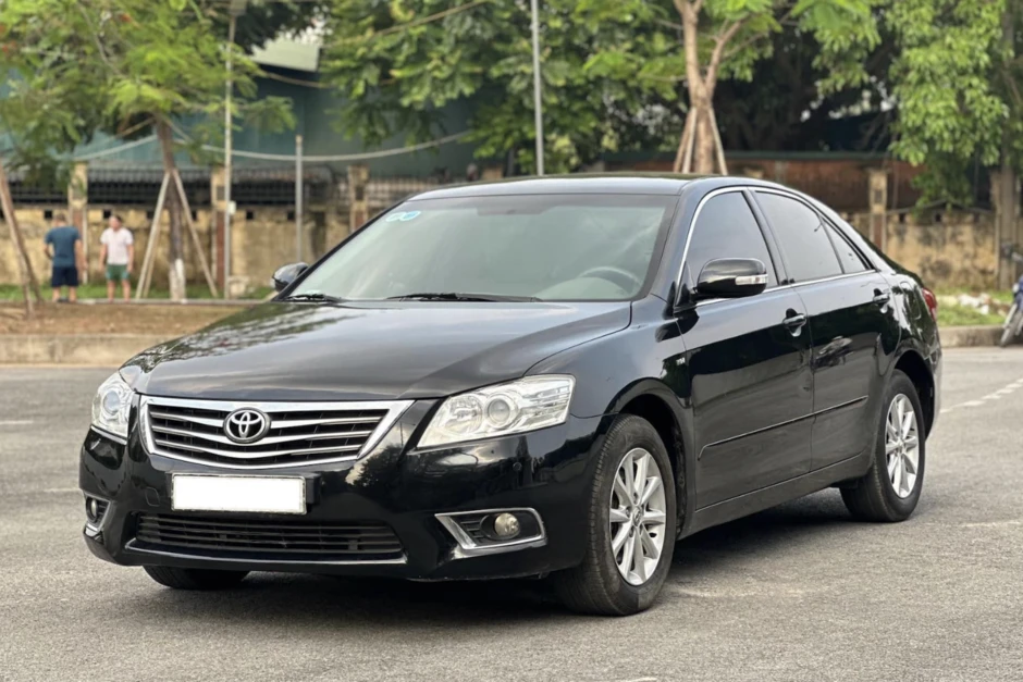 Loạt xe Toyota Camry cũ đời 2008 - 2011 được thanh lý giá rẻ có nên mua? Loạt xe Toyota Camry cũ đời 2008 - 2011 được thanh lý giá rẻ có nên mua?