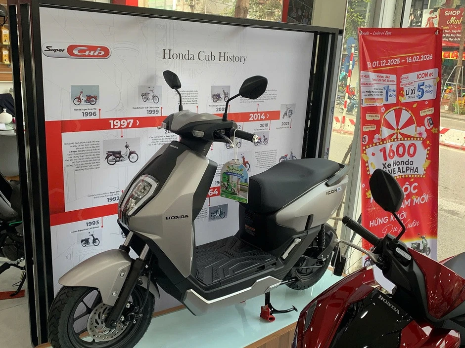 Sau Tết, giá xe máy Honda SH vẫn chênh cao đến 17 triệu đồng, Yamaha giảm nhẹ