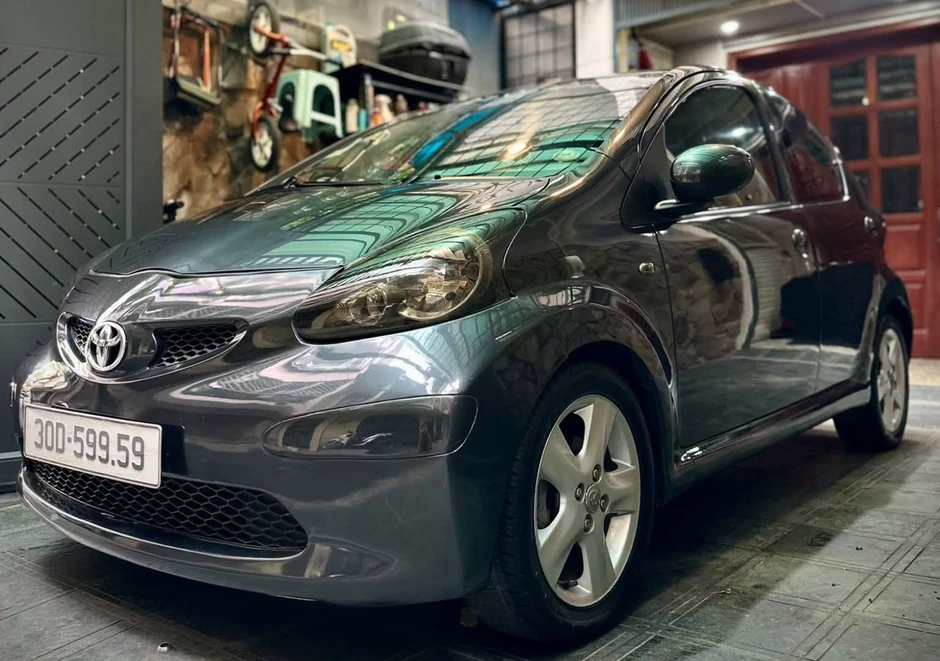 Toyota Aygo 2006 số sàn, xe nhỏ, lạ và hiếm giá 125 triệu có nên mua? Toyota Aygo 2006 số sàn, xe nhỏ, lạ và hiếm giá 125 triệu có nên mua?