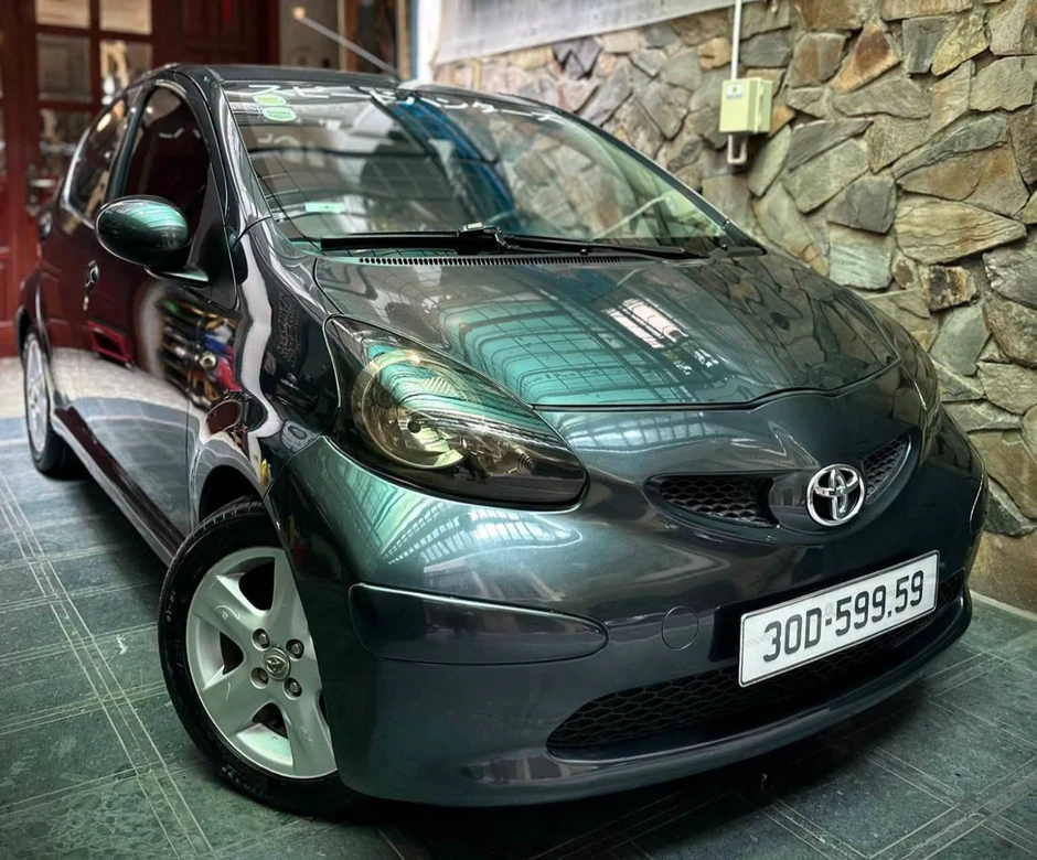 Toyota Aygo 2006 số sàn, xe nhỏ, lạ và hiếm giá 125 triệu có nên mua? Toyota Aygo 2006 số sàn, xe nhỏ, lạ và hiếm giá 125 triệu có nên mua?