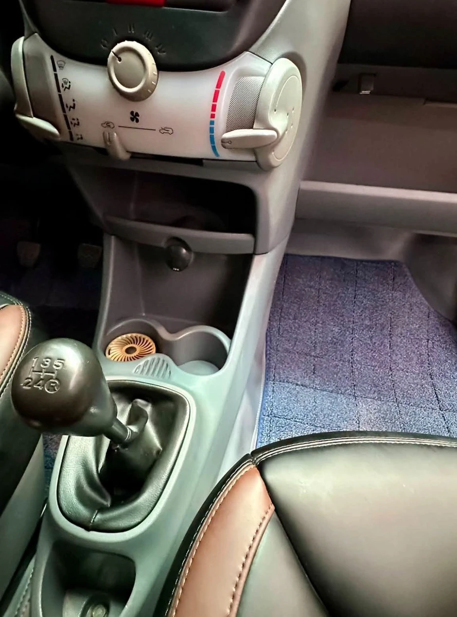 Toyota Aygo 2006 số sàn, xe nhỏ, lạ và hiếm giá 125 triệu có nên mua? Toyota Aygo 2006 số sàn, xe nhỏ, lạ và hiếm giá 125 triệu có nên mua?