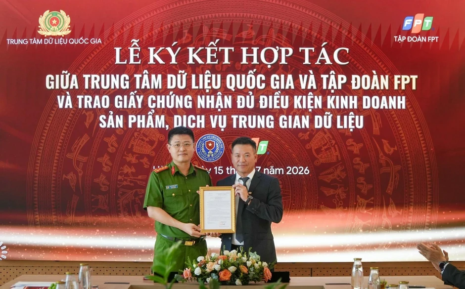 Bệ phóng chiến lược cho hành trình tăng trưởng dài hạn của FPT Bệ phóng chiến lược cho hành trình tăng trưởng dài hạn của FPT