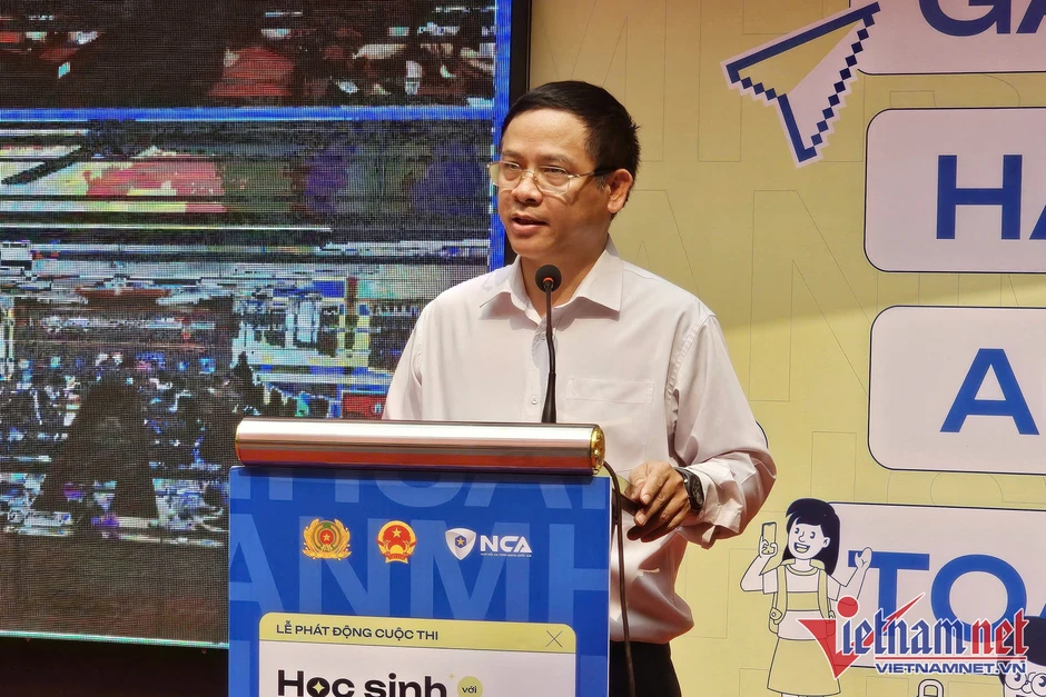 Mở rộng cơ hội để học sinh tiếp cận kiến thức, kỹ năng thiết yếu thời đại số Mở rộng cơ hội để học sinh tiếp cận kiến thức, kỹ năng thiết yếu thời đại số