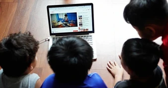 Nghỉ hè, phụ huynh cảnh giác trước hình thức thao túng tâm lý trẻ trên mạng
